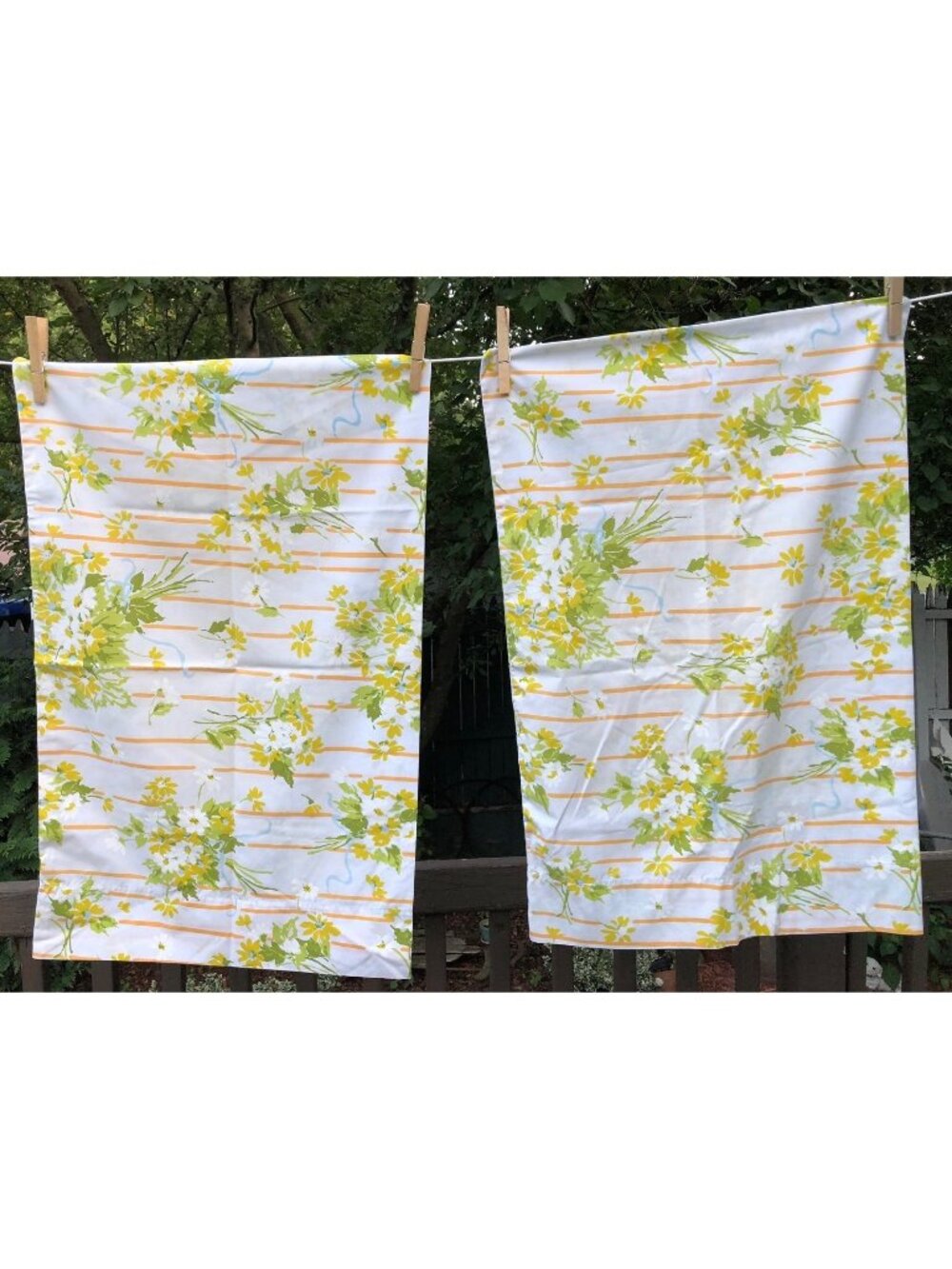 Vintage Utica Pillowcase Pair Percale Yellow Daisy Bouquet & Fitted Sheet